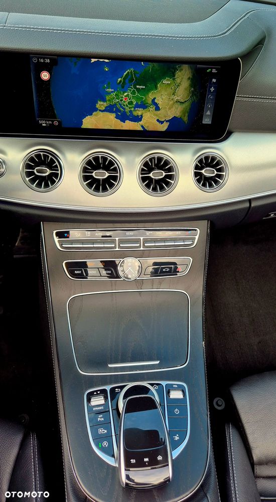 Mercedes-Benz Klasa E 220 d 4-Matic 9G-TRONIC - 9