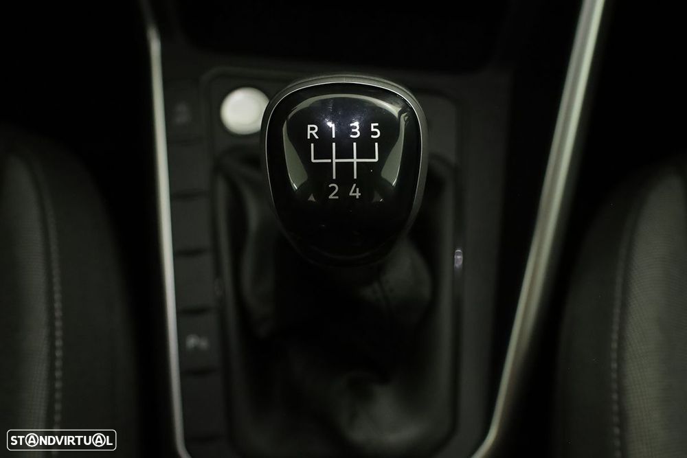 VW Taigo 1.0 TSI Urban - 13