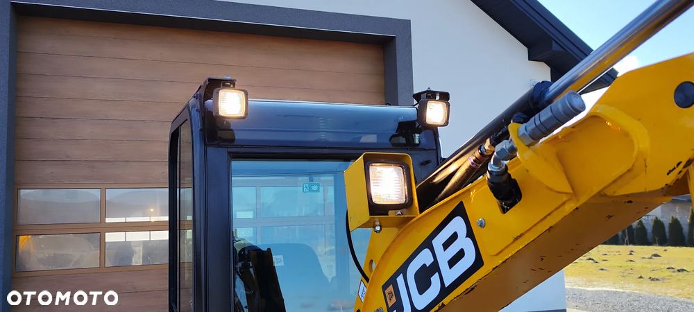 JCB JCB 16 C-1 mini koparka 3 łyżki szybkozłącze 19c1 sprowadzona 8018 serwisowana - 5