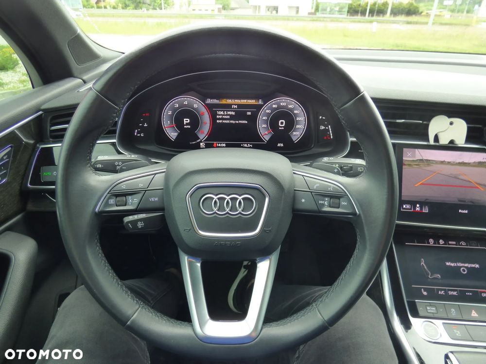 Audi Q7 - 10