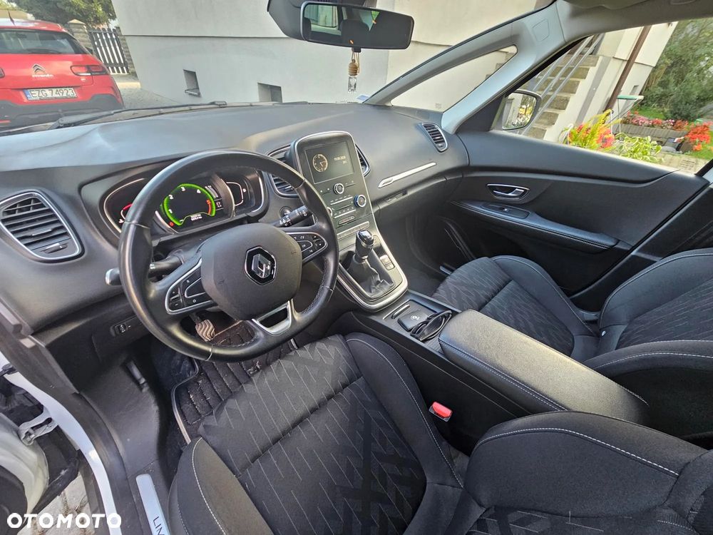 Renault Grand Scenic - 15