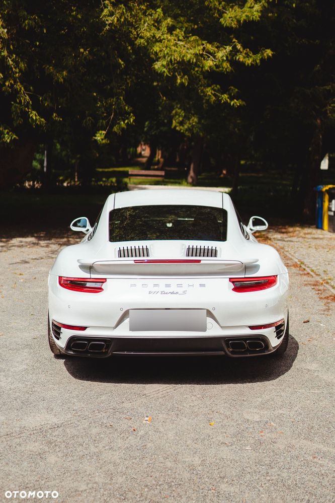 Porsche 911 Turbo S - 9