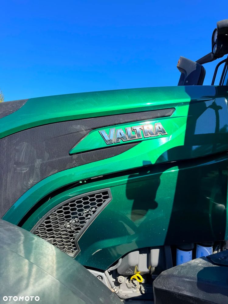 Valtra T214 Versu - 11