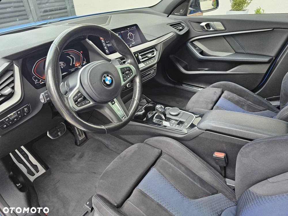 BMW 1M - 8