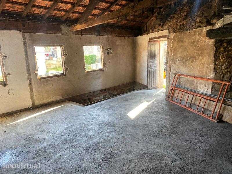 Casa em remodelação (Monção) - Grande imagem: 3/3