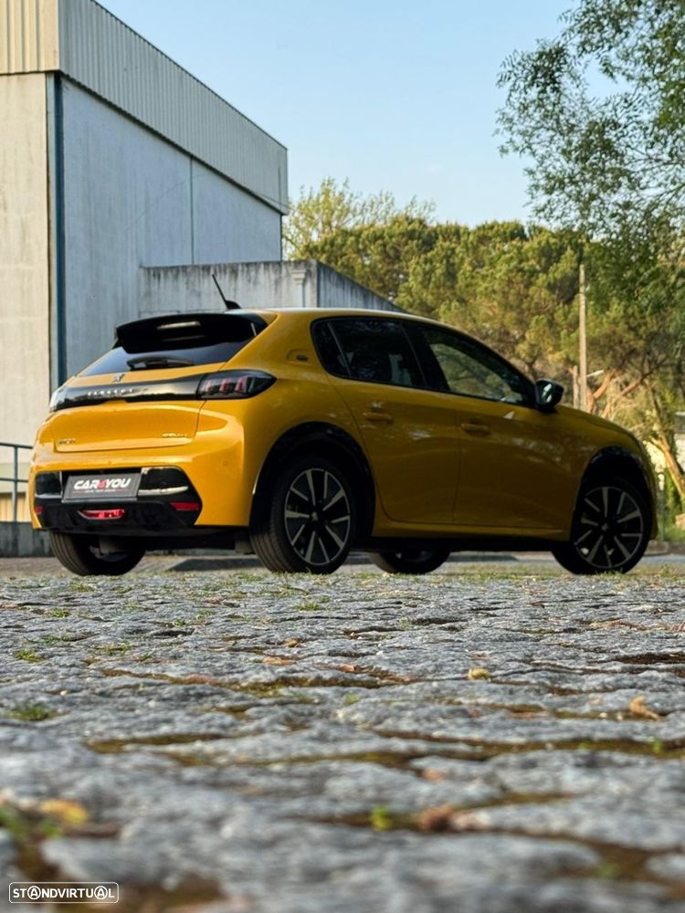 Peugeot e-208 50 kWh GT Line - 14