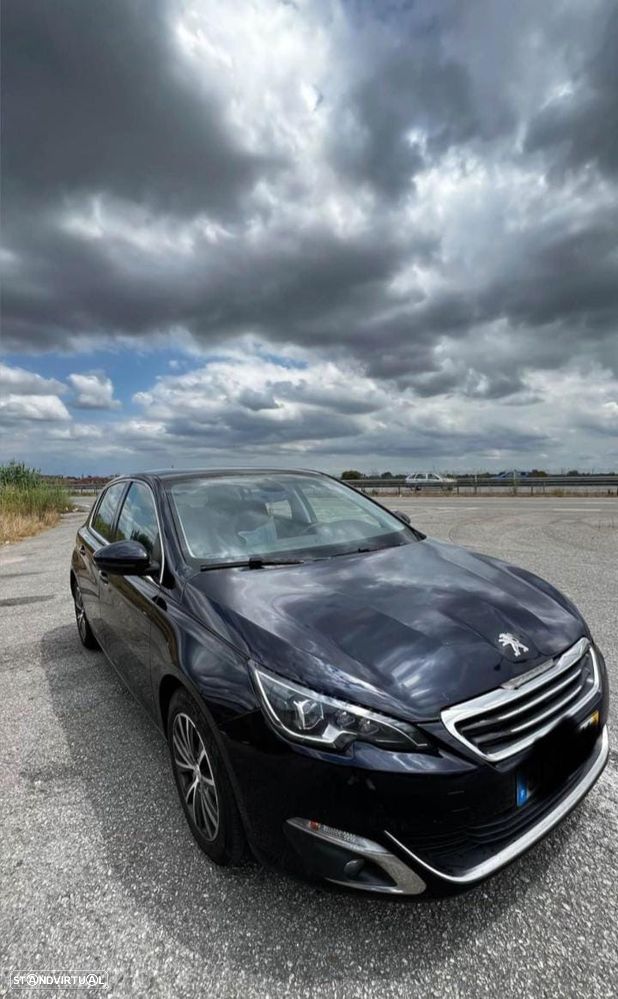 Peugeot 308 - 1