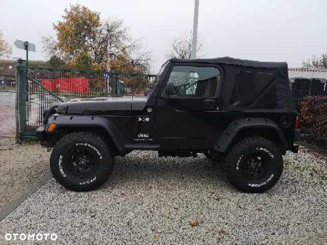 Jeep Wrangler 3.8 Sahara - 2