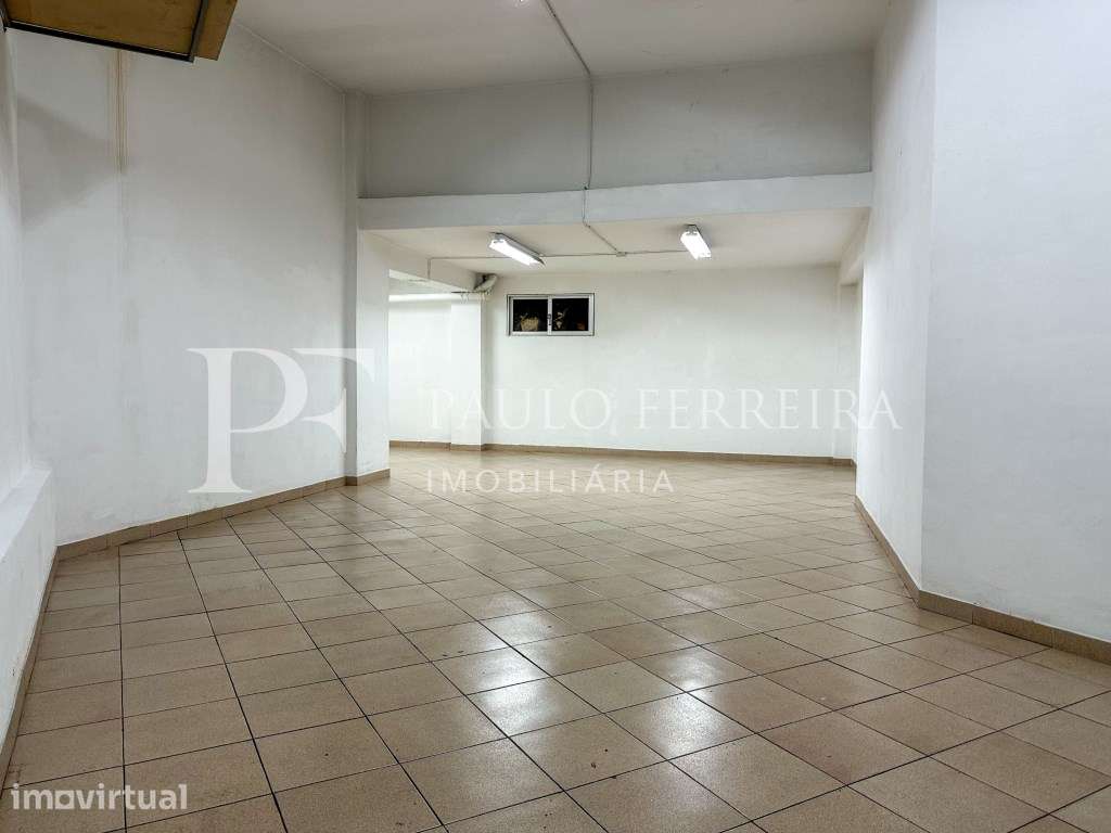 Garagem com 53m2 no centro de Famalicão - Grande imagem: 3/4