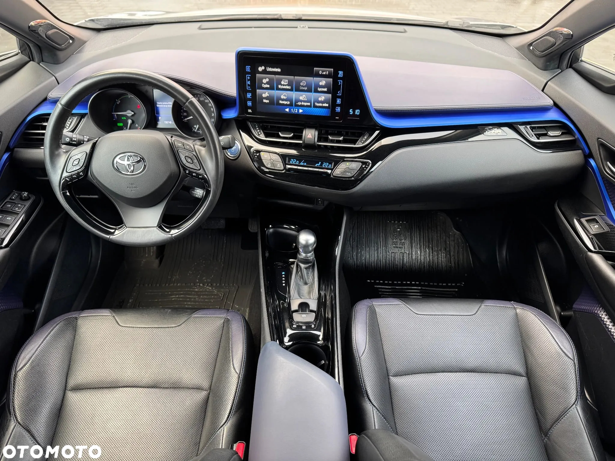 Toyota C-HR 1.8 Hybrid Neon Lime powered by JBL - 6