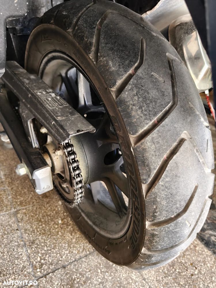Suzuki DL 650 V-Strom - 5