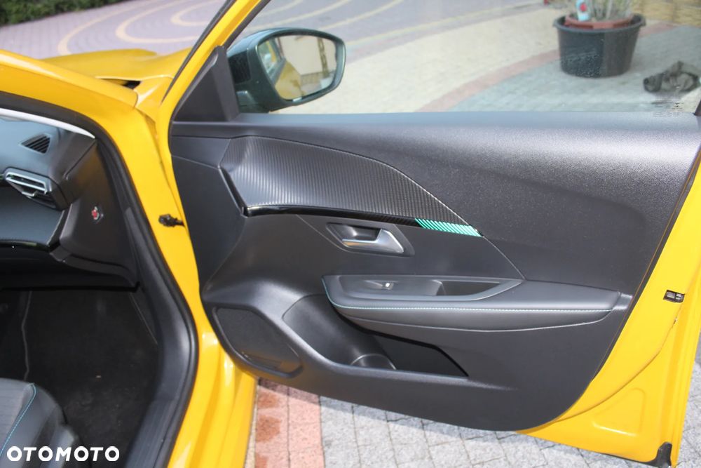Peugeot 208 PureTech 130 EAT8 Allure Pack - 9