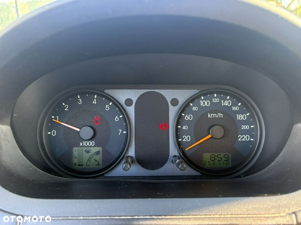 Ford Fiesta 1.4 Silver Magic - 23