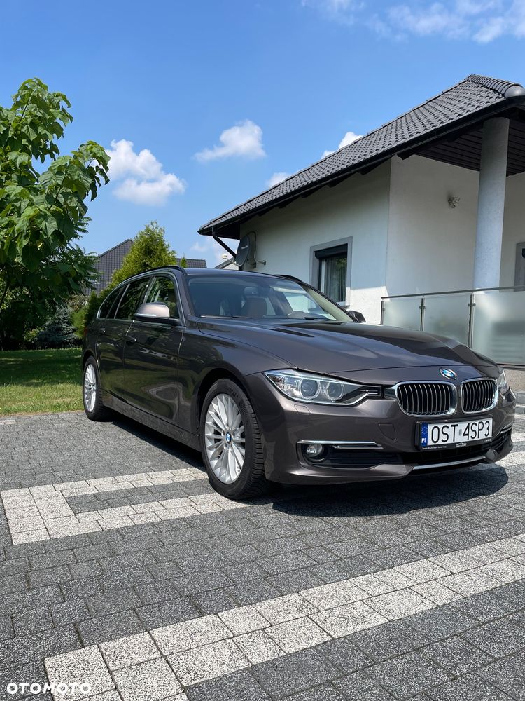 BMW Seria 3 318d Luxury Line - 3