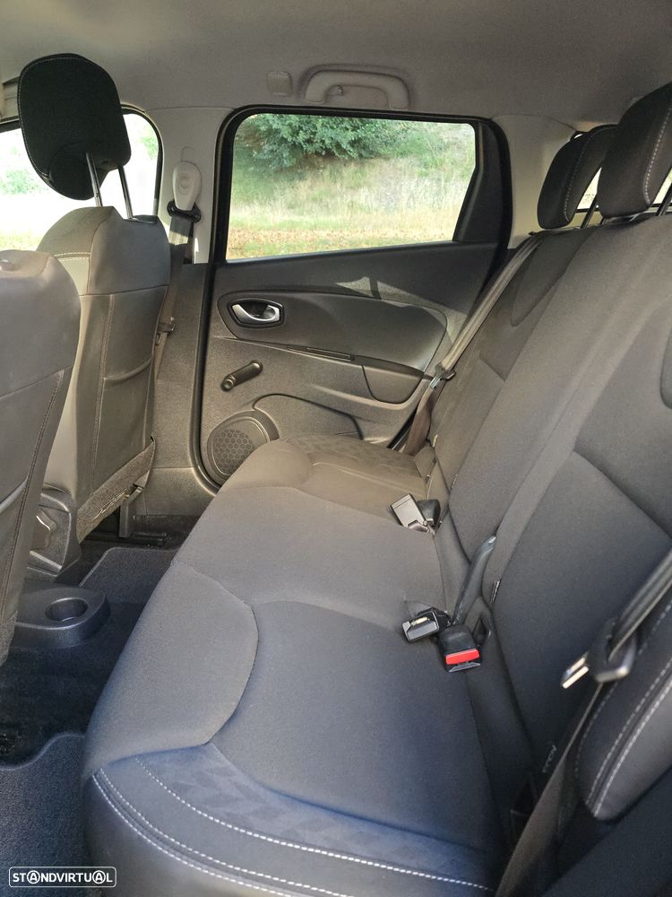 Renault Clio Sport Tourer 0.9 TCe Limited Edition - 24