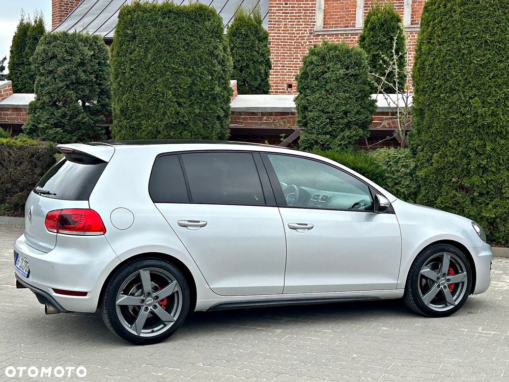 Volkswagen Golf - 15