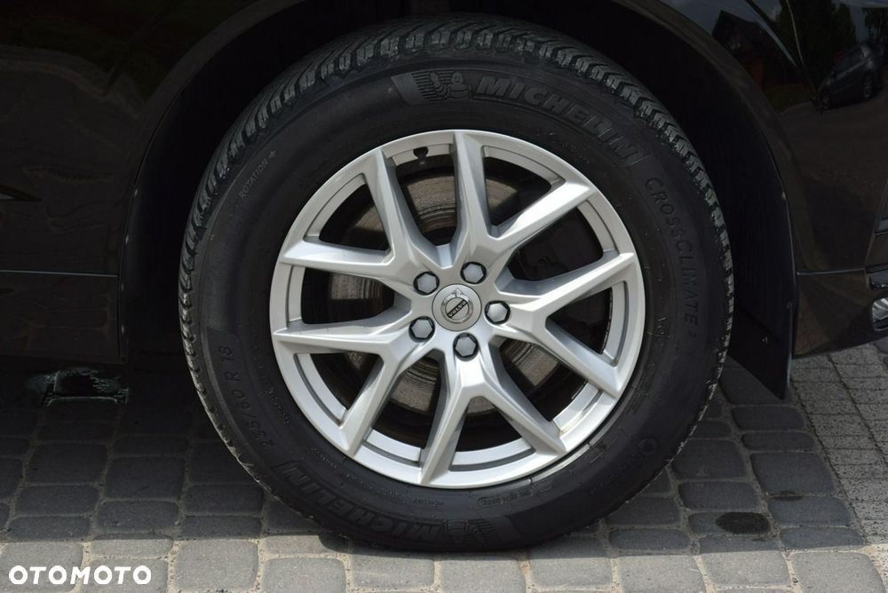 Volvo XC 60 D4 AWD Geartronic Momentum - 11