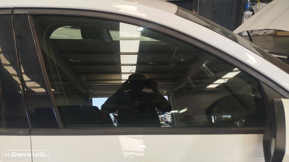 Vidro porta frente direita JAGUAR E-Pace (X540) - 1