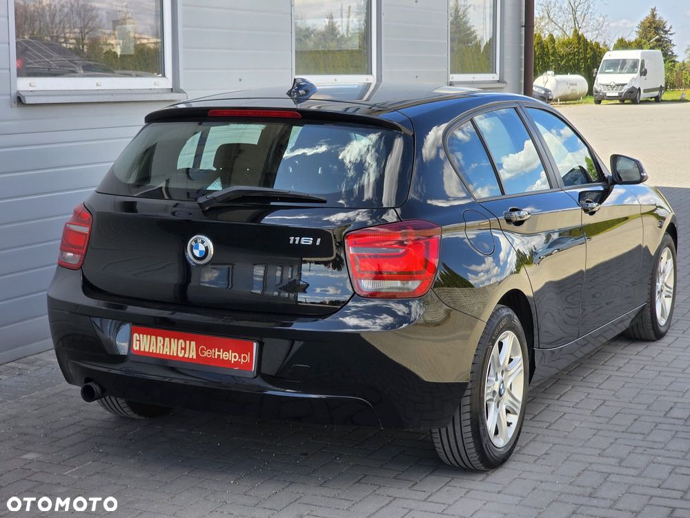 BMW Seria 1 116i - 19