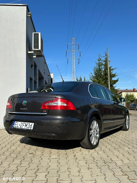 Skoda Superb - 23