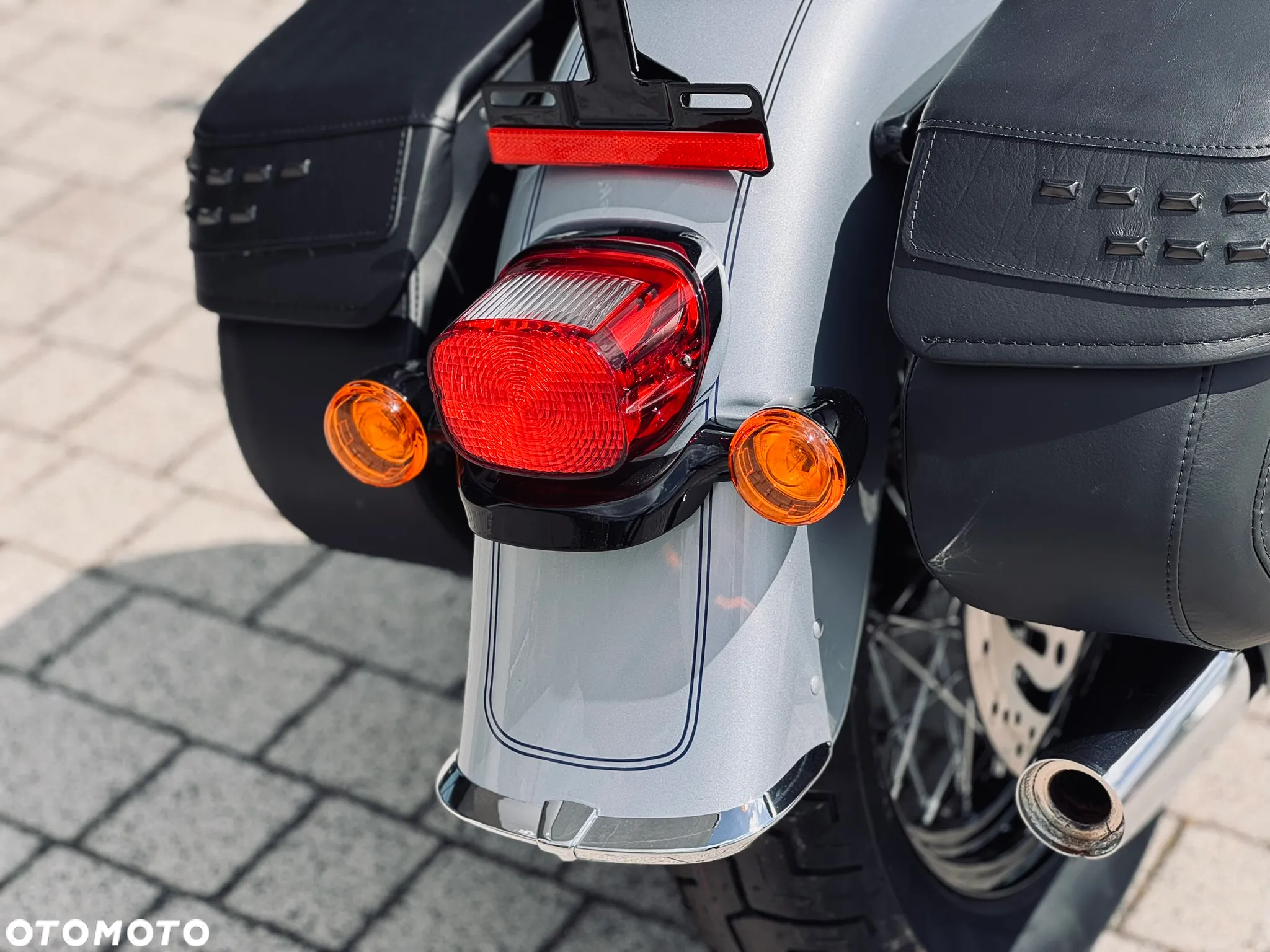 Harley-Davidson Softail Heritage Classic - 11