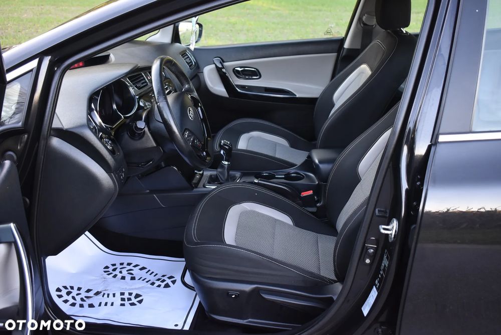 Hyundai i30 1.6 GDI Premium - 19