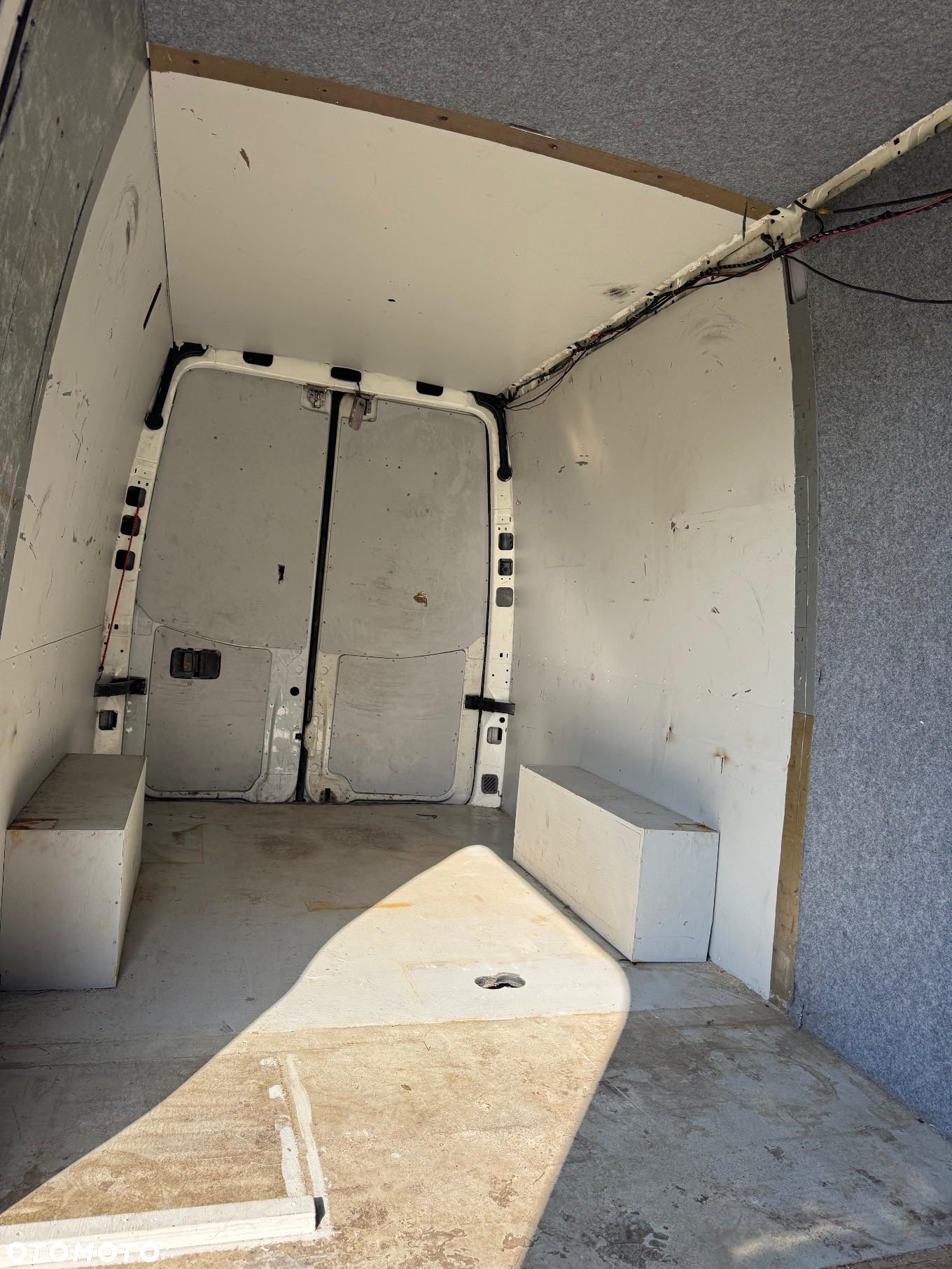 Volkswagen Crafter - 12