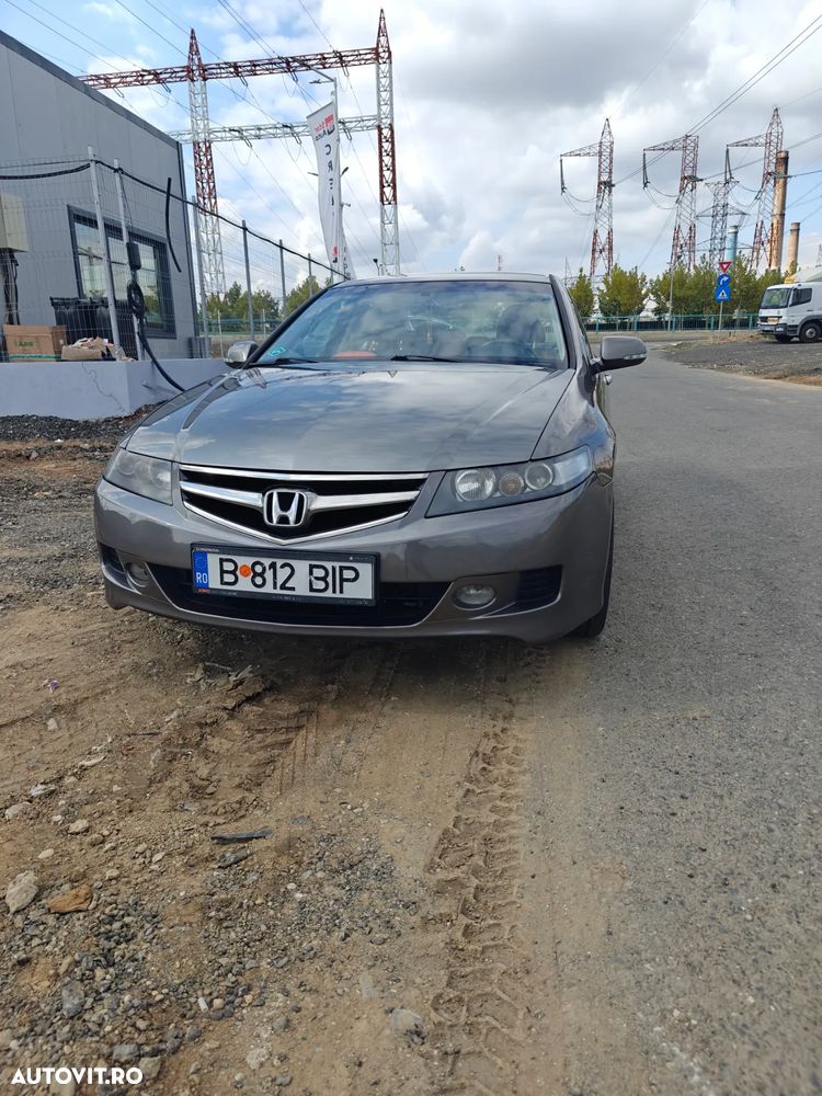 Honda Accord 2.0 i Tourer ES - 12