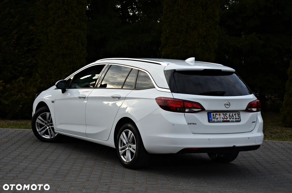 Opel Astra 1.6 D (CDTI) Automatik Dynamic - 3
