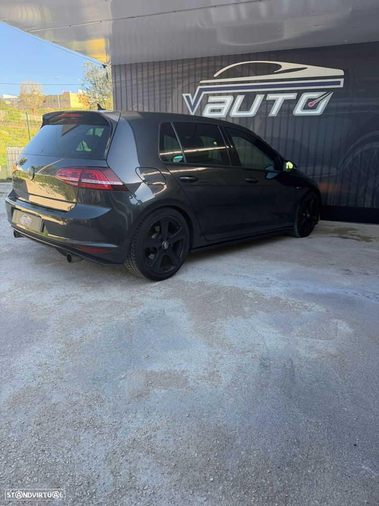 VW Golf 2.0 TSi GTi - 8