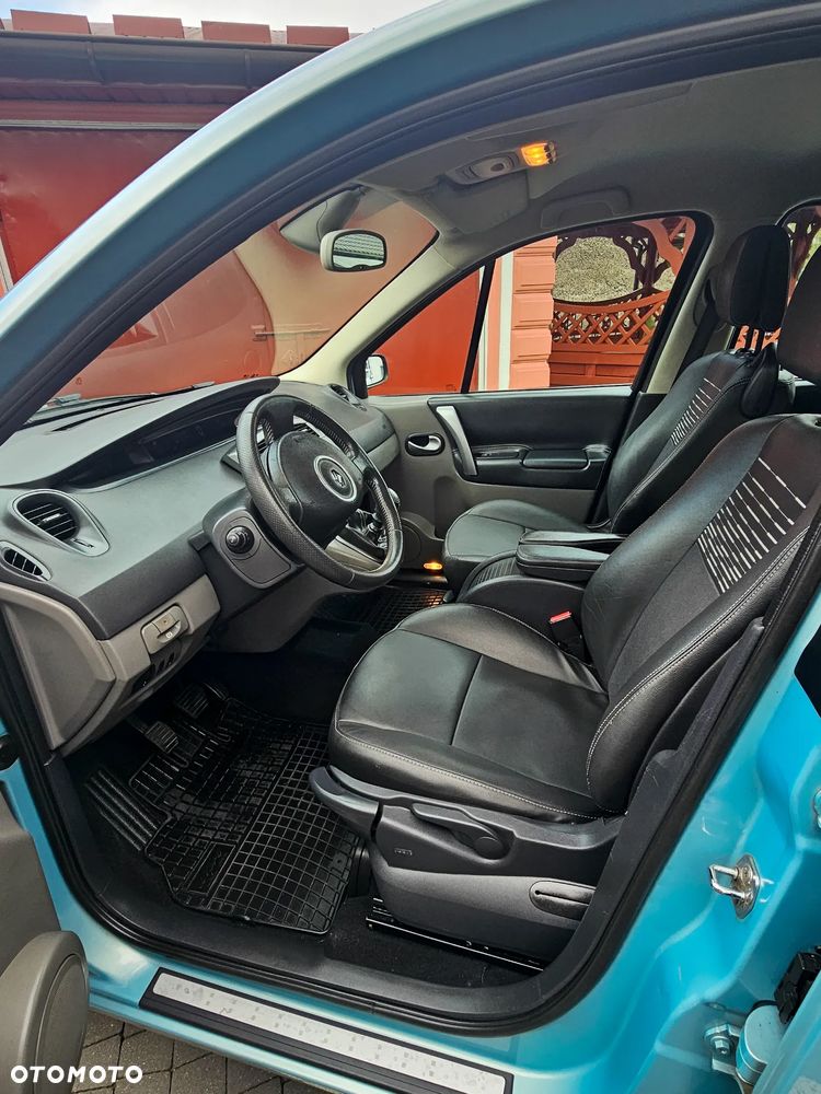 Renault Scenic 1.6 16V Conquest - 9