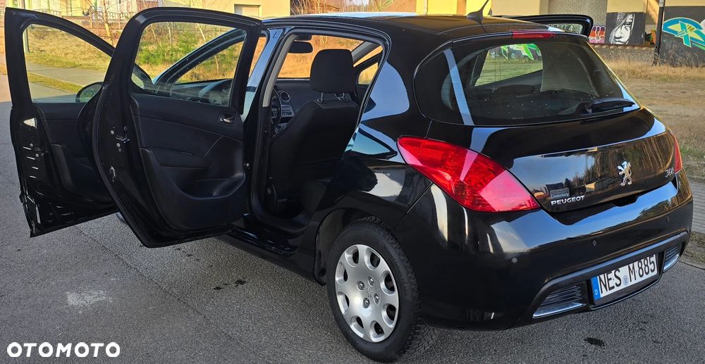 Peugeot 308 1.6 HDi Premium Plus - 17