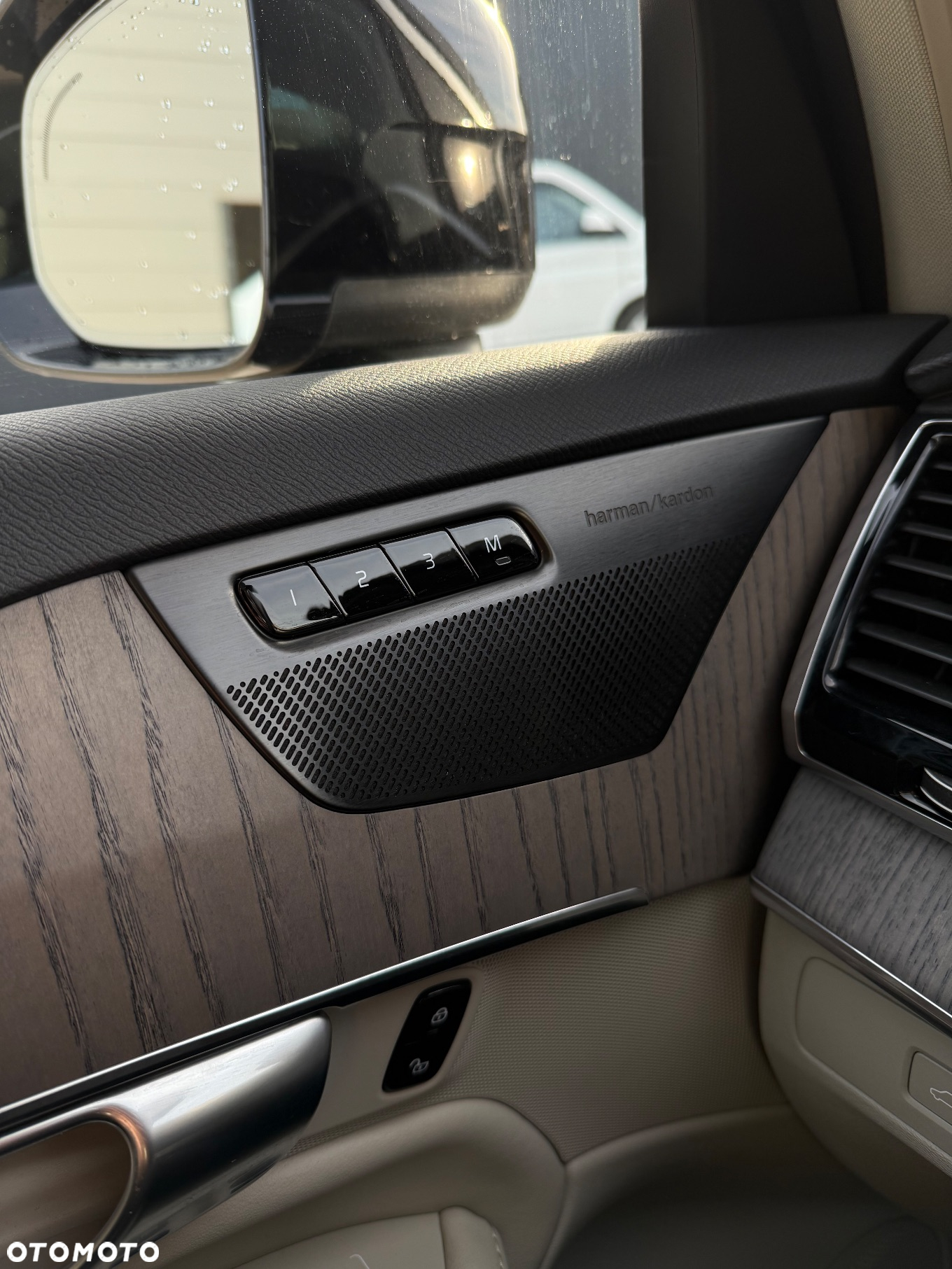 Volvo XC 90 - 17