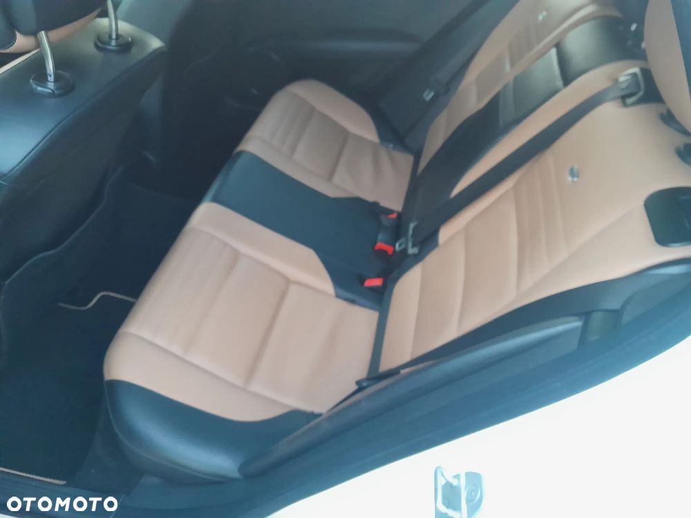 Mercedes-Benz Klasa C 220 CDI DPF Automatik BlueEFFICIENCY Avantgarde - 20