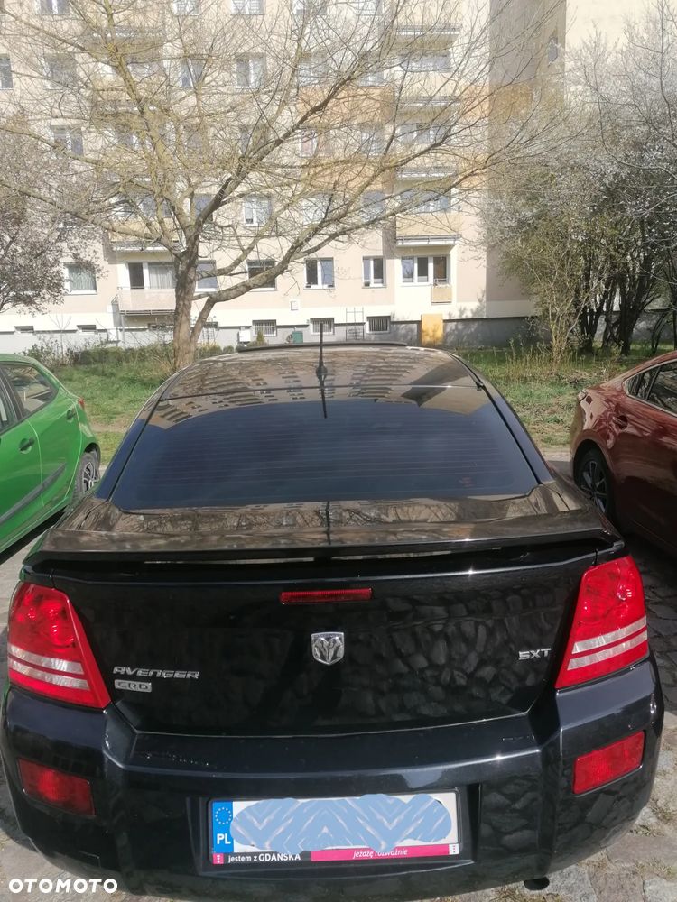 Dodge Avenger - 4
