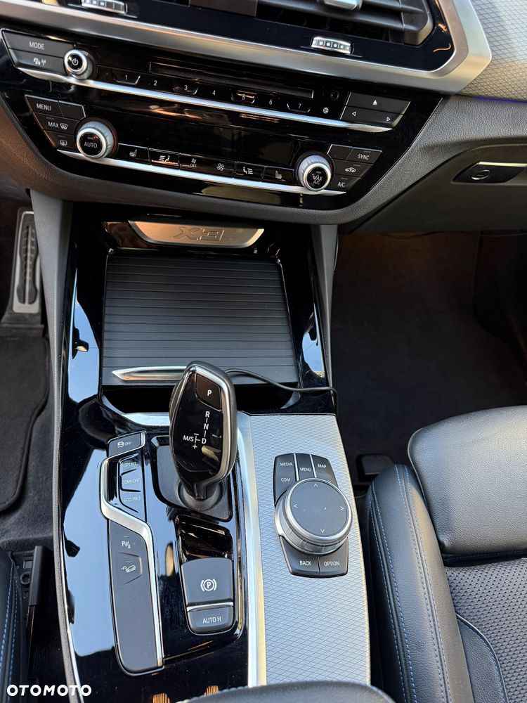 BMW X3 xDrive20d - 15