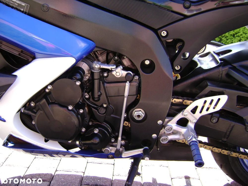 Suzuki GSX-R - 13