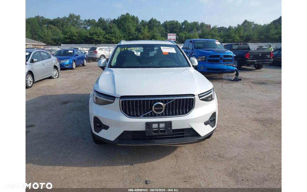 Volvo XC 40 B5 B AWD Ultimate Bright - 2