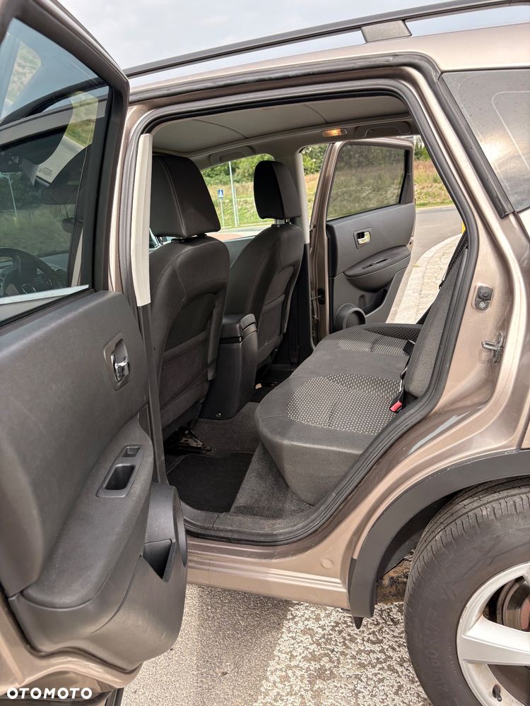 Nissan Qashqai 2.0 4x4 Tekna Premium CVT - 11