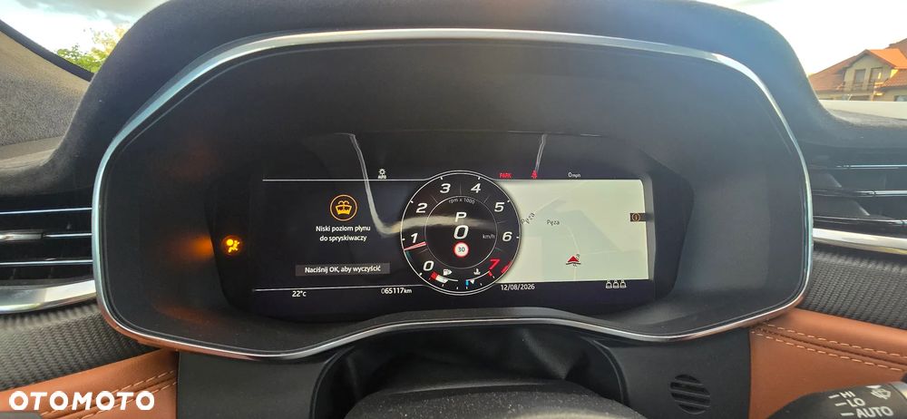 Jaguar F-Pace AWD SVR - 25