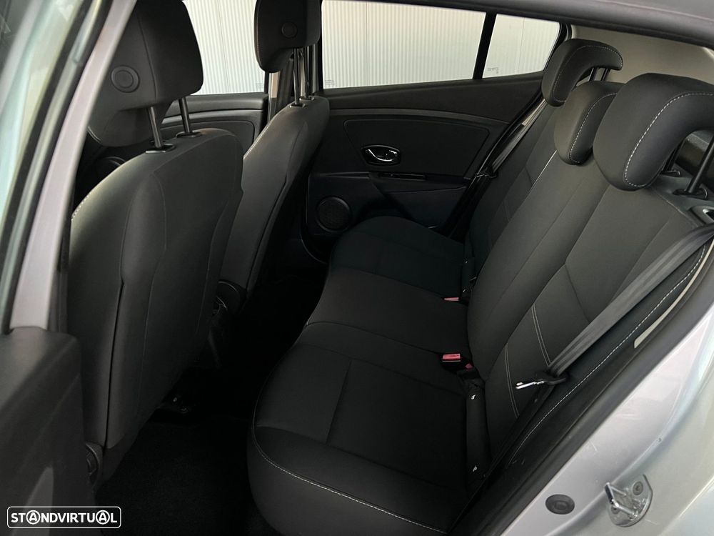 Renault Mégane 1.5 dCi Limited - 21