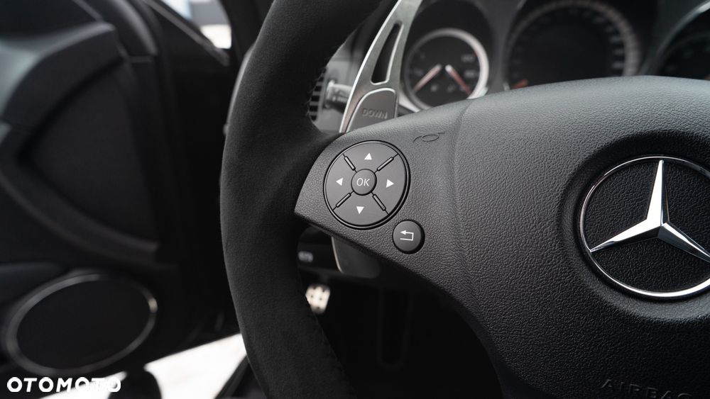 Mercedes-Benz Klasa C 63 AMG 7G-TRONIC Performance Plus SPORT EDITION - 11