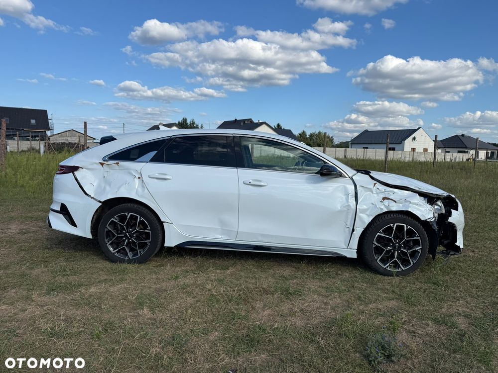Kia ProCeed 1.5 T-GDI DCT7 OPF GT LINE - 33