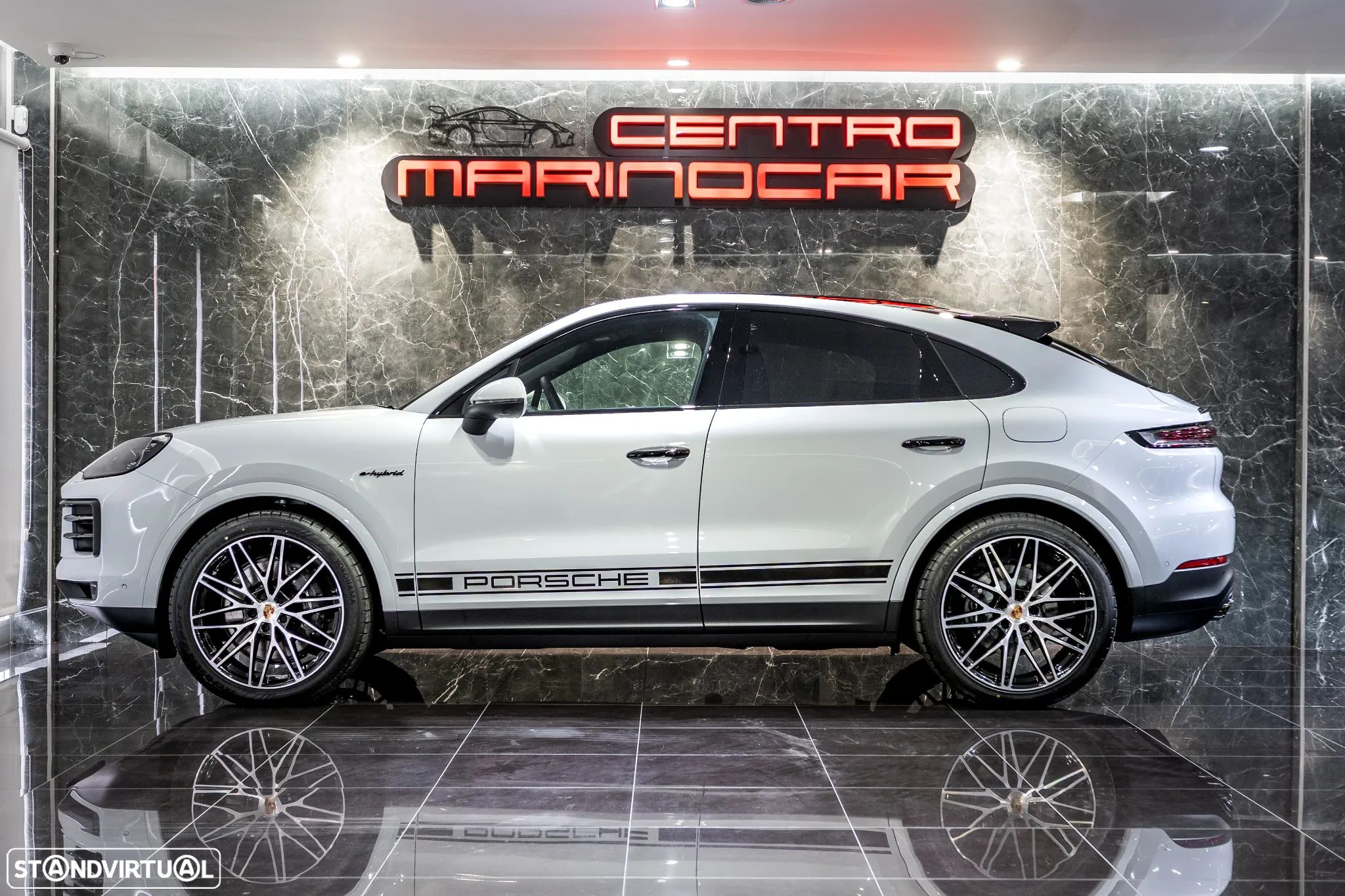 Porsche Cayenne Coupé E-Hybrid - 1