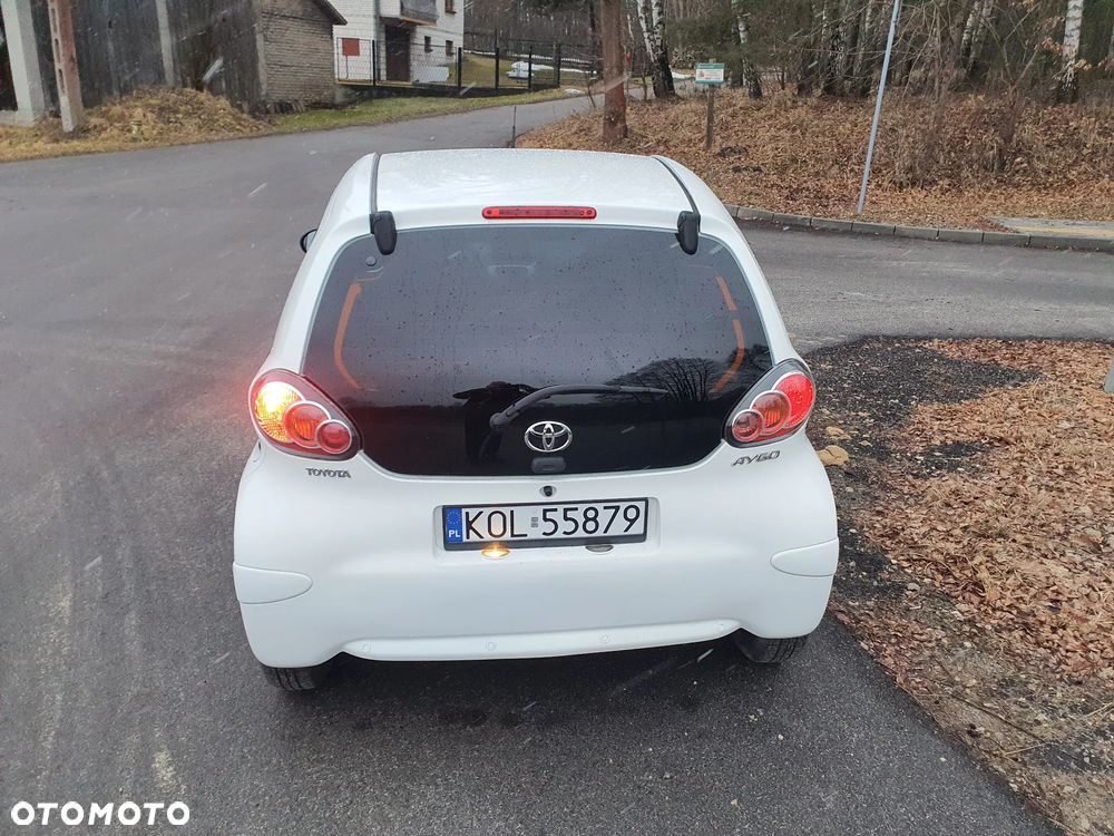 Toyota Aygo - 11