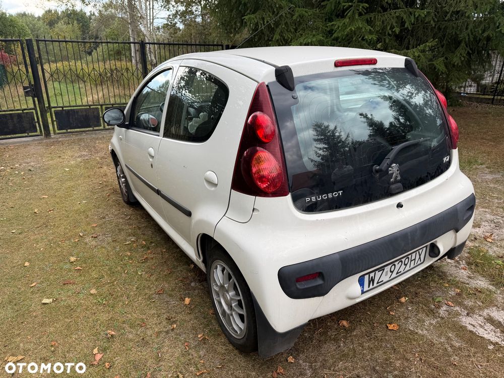 Peugeot 107 1.0 Active - 8