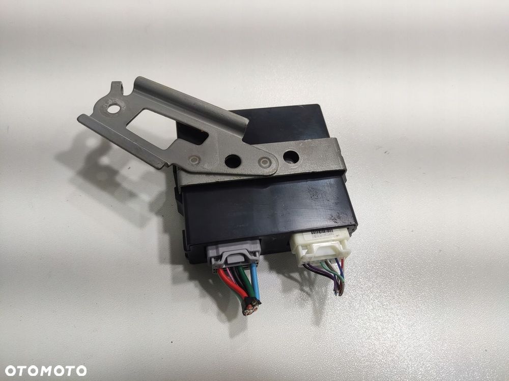 MODUŁ STEROWNIK HAMULCA RĘCZNEGO TOYOTA RAV4 V 2019-2024 89050-42010 - 3