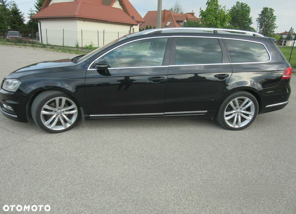 Volkswagen Passat 2.0 TDI 4Motion DSG BlueMotion Tech Highline - 4