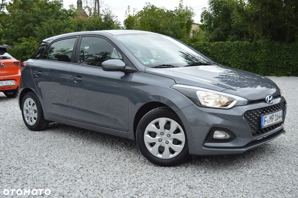 Hyundai i20 blue 1.2 Classic - 9