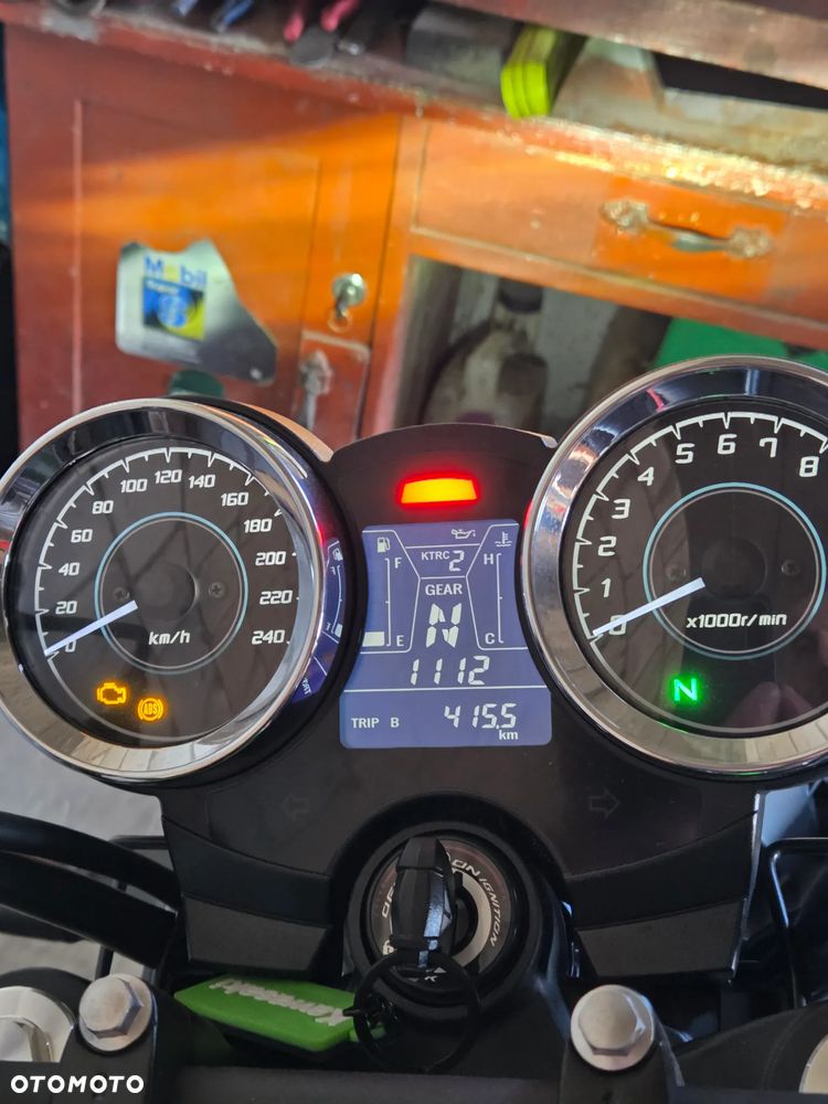 Kawasaki Z 650 RS - 9